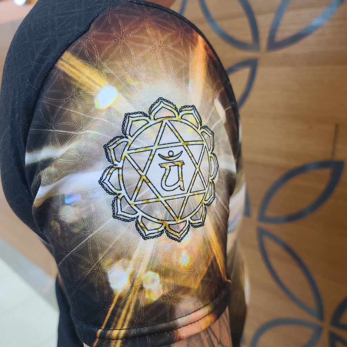 Heart Chakra - Men's T-shirt